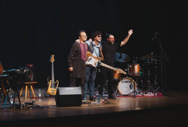 Contrabaixista Fuca chega a Jacareí com show gratuito de música instrumental