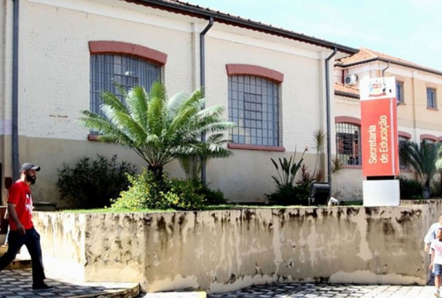 Celso decide trocar o comando da Secretaria de Educação