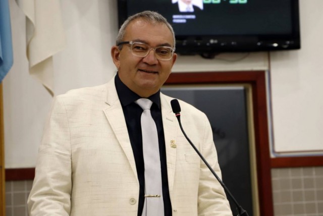 Sigilo marca reta final de defesa contra denúncia por uso de carro de gabinete