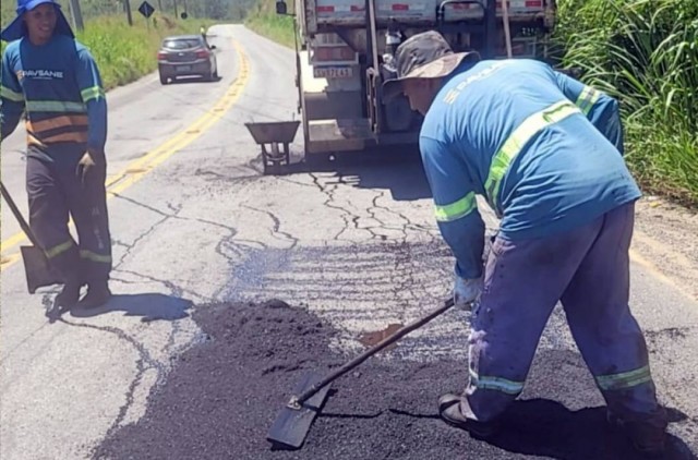 Prefeitura realiza reparos na Estrada do Pagador Andrade após reclamações