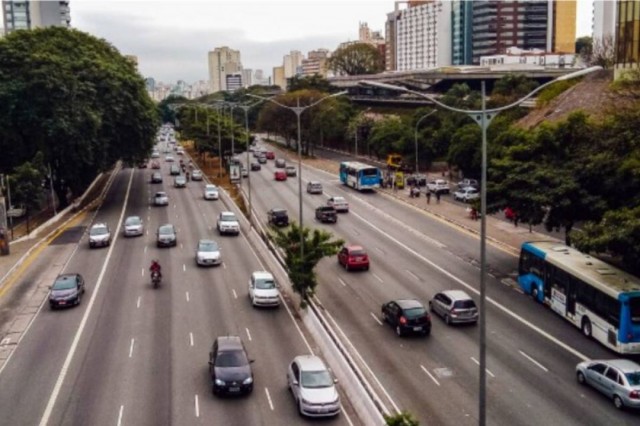 Detran-SP lança página para guiar consumidores e lojistas