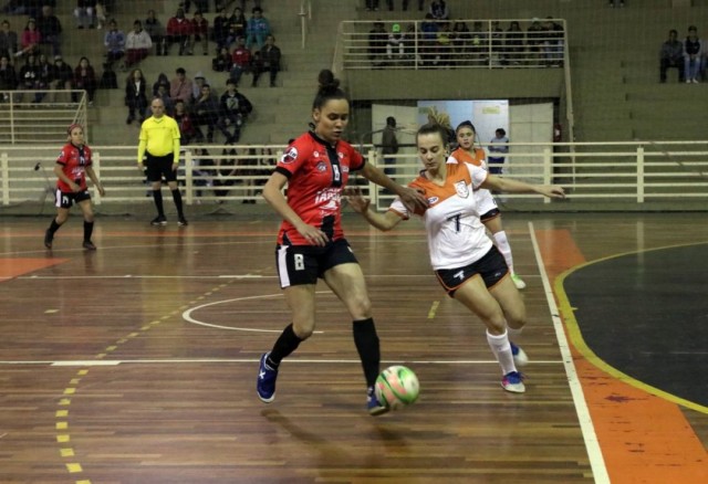 Jacareí abre inscrições para o Festival de Futsal Feminino