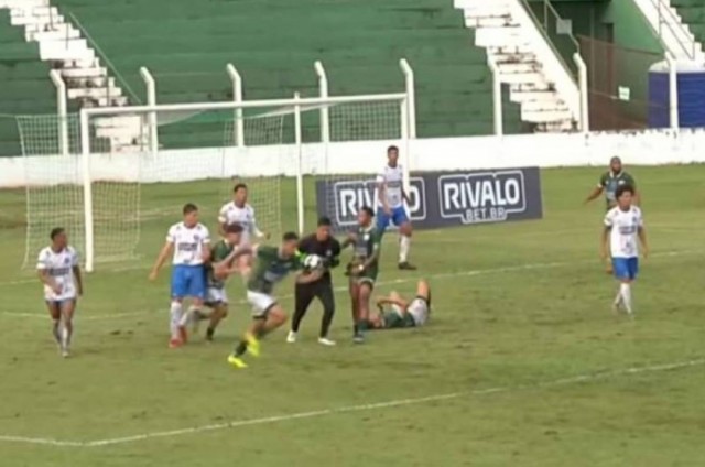 Empate fora de casa mantém Jacareí na zona de classificação da Série A-4