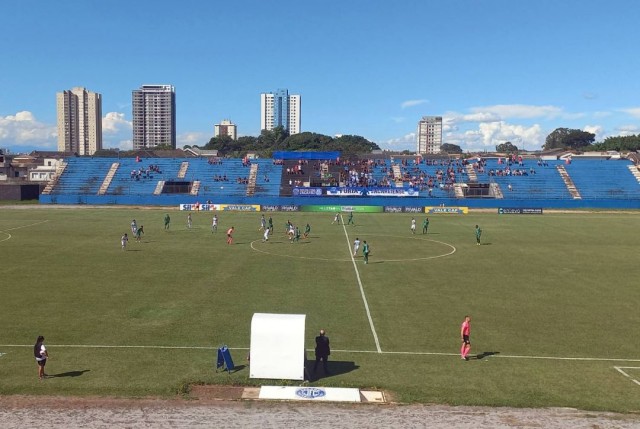 Nem a boa fase empolga: Jacareí FC tem média de 357 torcedores em casa