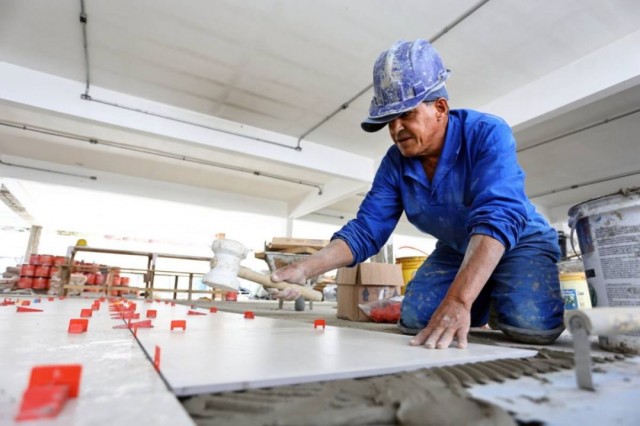 Urbam abre concurso público para pedreiros e monitores em São José