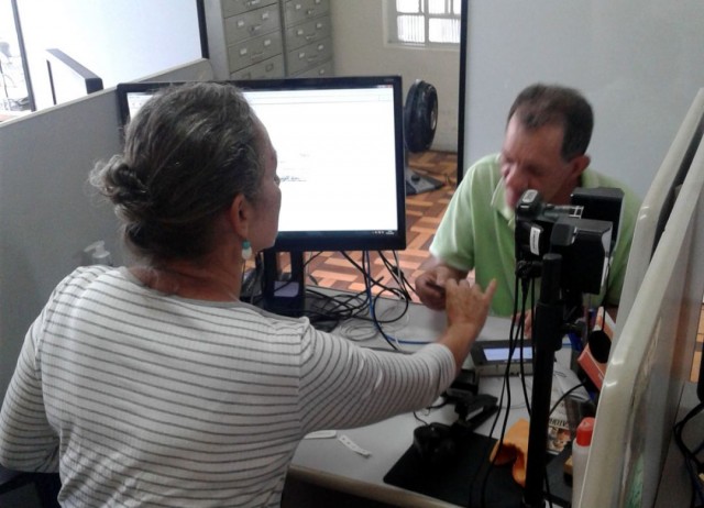 Último mês para tirar o título; TRE-SP orienta eleitor a antecipar atendimento