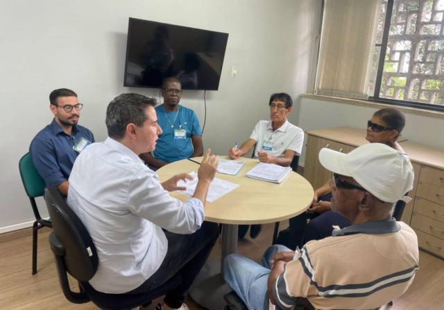 Moradores do Meia-Lua pressionam por melhorias com mais de 3 mil assinaturas