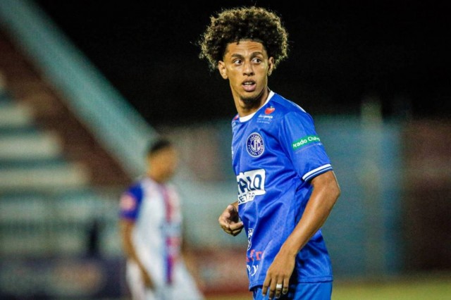 Após empate na ida, Jacareí busca vitória para avançar às semifinais