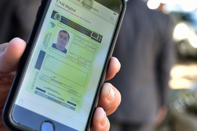 Motorista de São José pode emitir documento digital gratuitamente