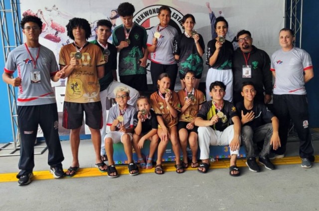 Equipe de taekwondo conquista 13 medalhas no Campeonato Paulista