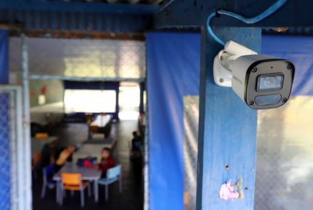 Jacareí inicia instalação de câmeras de monitoramento em creches municipais