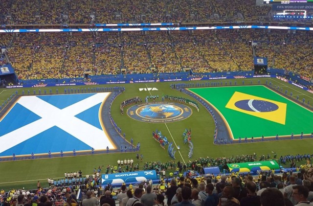 Brasil vence a Escócia e avança às oitavas como líder do Grupo C