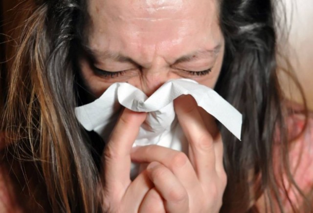 Idosos lotam emergências com avanço das doenças respiratórias