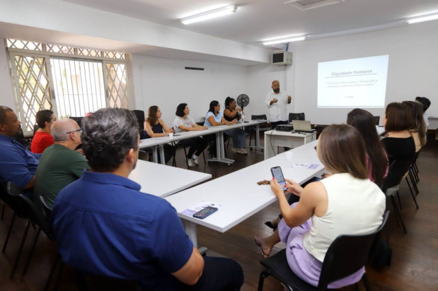 Fórum em Jacareí reúne lideranças religiosas para fortalecer diálogo e respeito