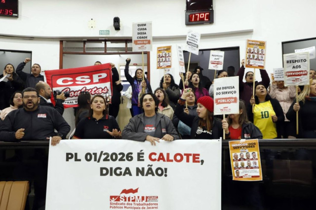 Celso pede veto de projeto de lei de sua própria autoria