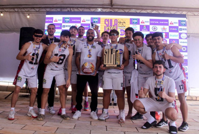 Basquete faz história com título continental na categoria Sub-18