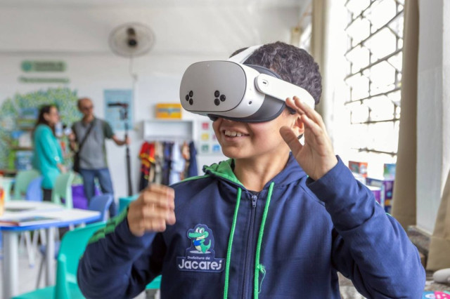 Nova Biblioteca Futuro beneficia 1,1 mil alunos da rede municipal em Jacareí