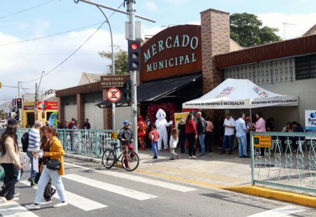 Mercado Municipal completa 64 anos com programação especial