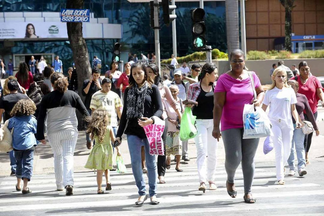 Censo 2022: número de domicílios no Brasil cresce 34% e supera 90 milhões