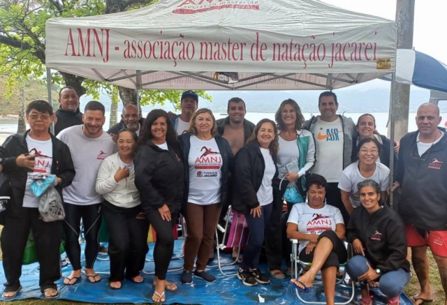 Nadadoras da Associação Máster vencem maratona no Litoral Norte