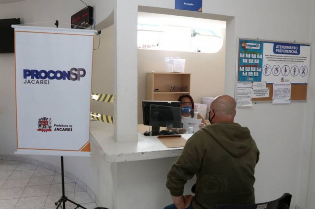 Procon de Jacareí orienta beneficiários sobre desconto indevido no INSS