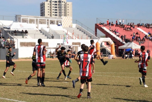 Campeonato de base reúne mais de 900 atletas, a partir deste sábado (14)