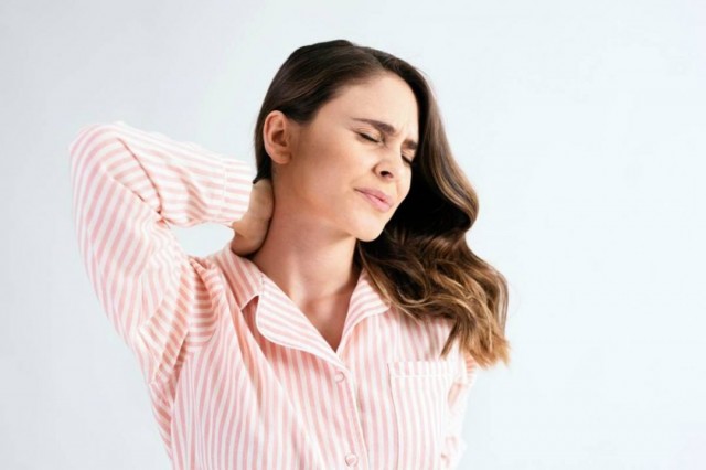 Dor constante no corpo pode ser sinal de uma fibromialgia