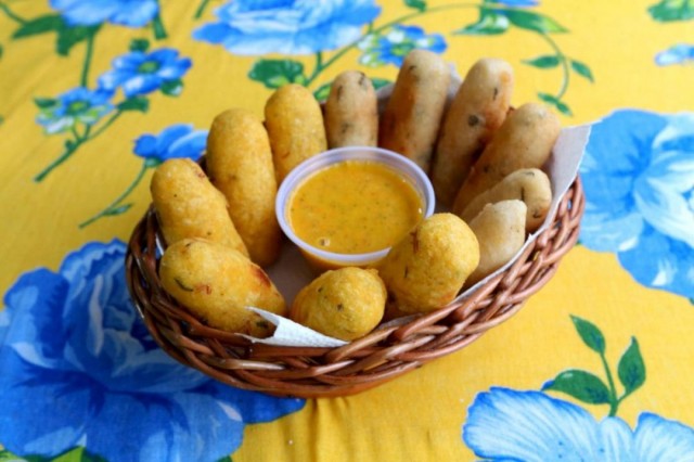 Jacareí realiza nova edição do Festival do Bolinho Caipira
