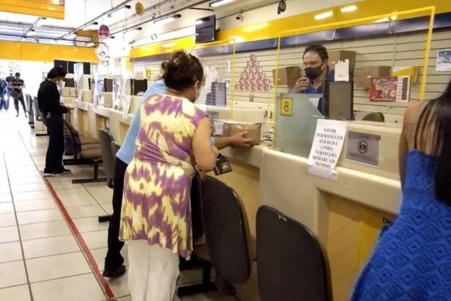 Aposentados têm até novembro para aderir ao acordo de ressarcimento nos Correios